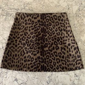 Rich animal print Mini skirt, mid to high waist, NWOT